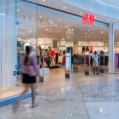 H&M Celebrates The 21st Century By Finally Opening Online Store