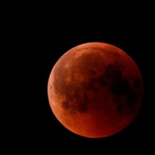 Dr Tucker Gives Us An Update On The Total Lunar Eclipse Happening Tonight