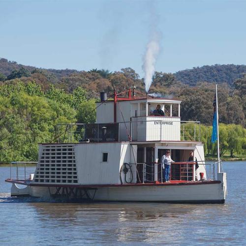Iconic Aussie steamer looking for love to stay afloat