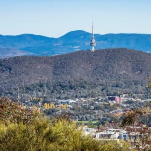 Canberra house prices increase by more than $300k in 2021
