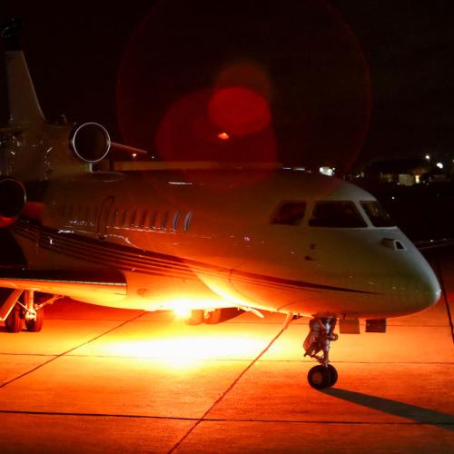 Shane Warne Arrives Home To Waiting Family