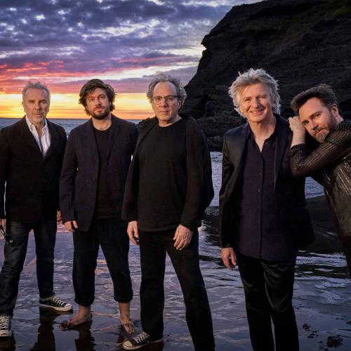 Crowded House announce their return to Canberra