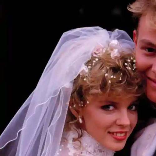 Kylie Minogue and Jason Donovan spotted on the Neighbours set!