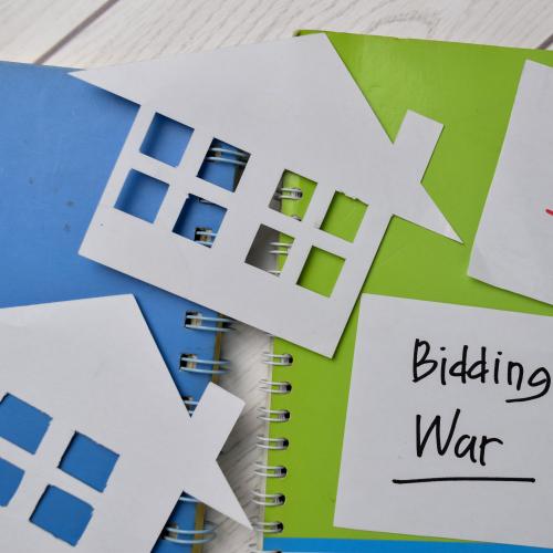 Bidding Wars at Auctions - The Do's & Don'ts
