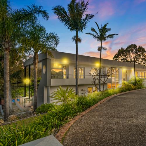 Hasta La Vista? More like dream home on Vista
